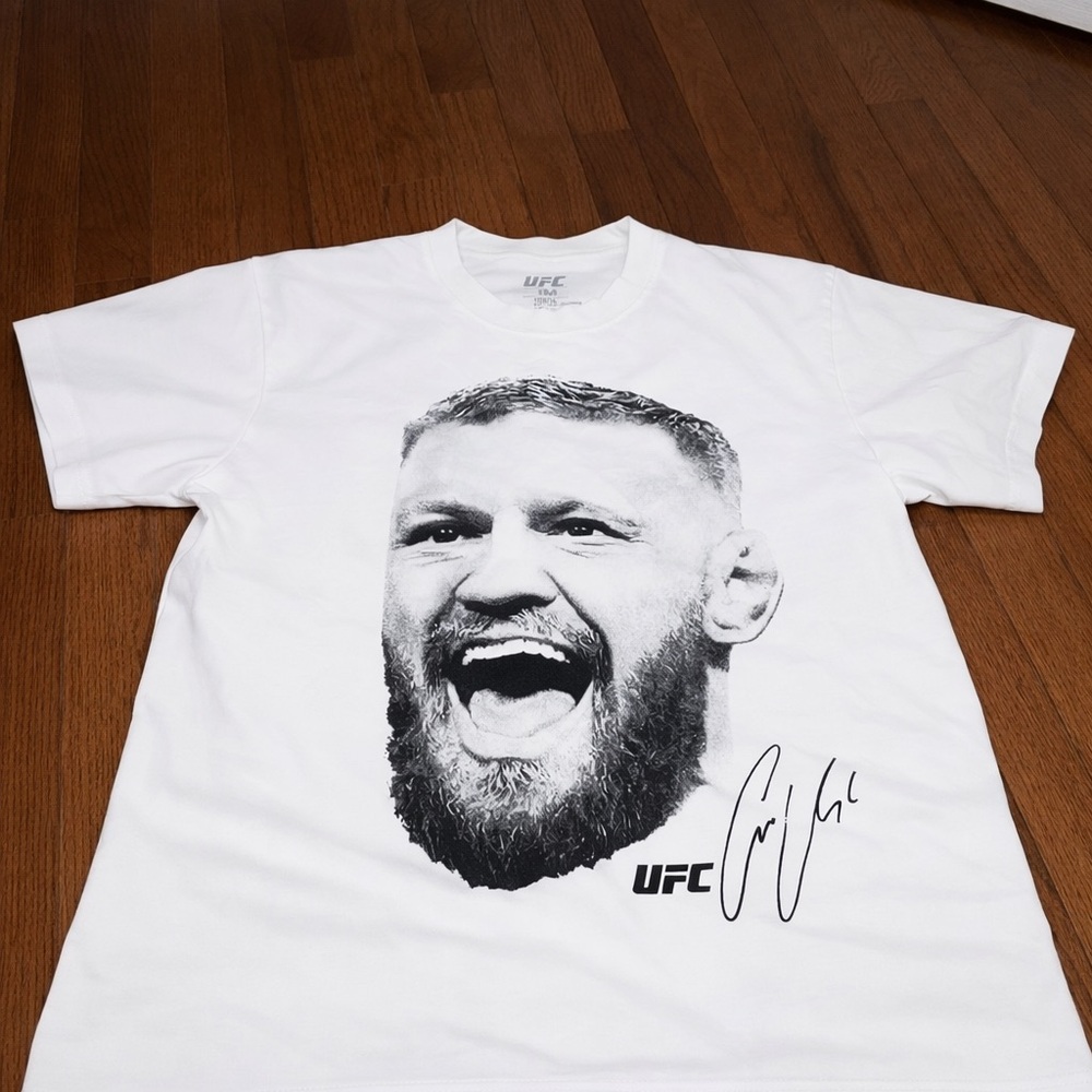 UFC White Short-Sleeve Graphic Tee with Black Face Print
